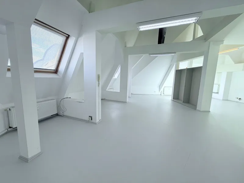 Über den Dächern Berlins***mit 2 Terrassen (10 und 15 qm***) Aufzug — photo 1
